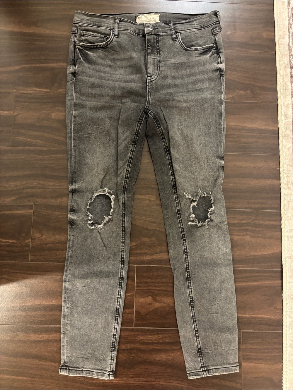 Free People Women's Distressed Grey Skinny Jeans
